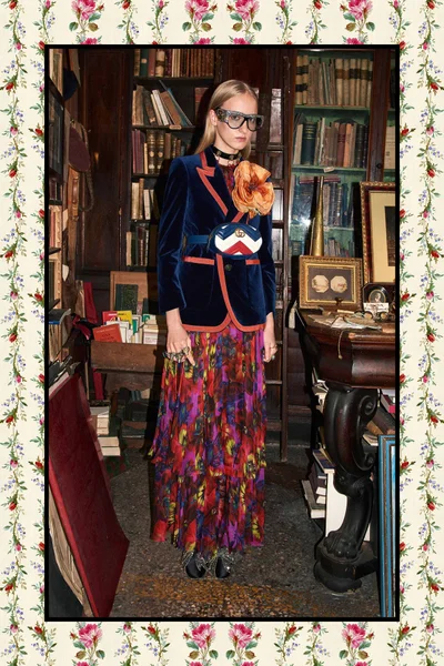 Look 37